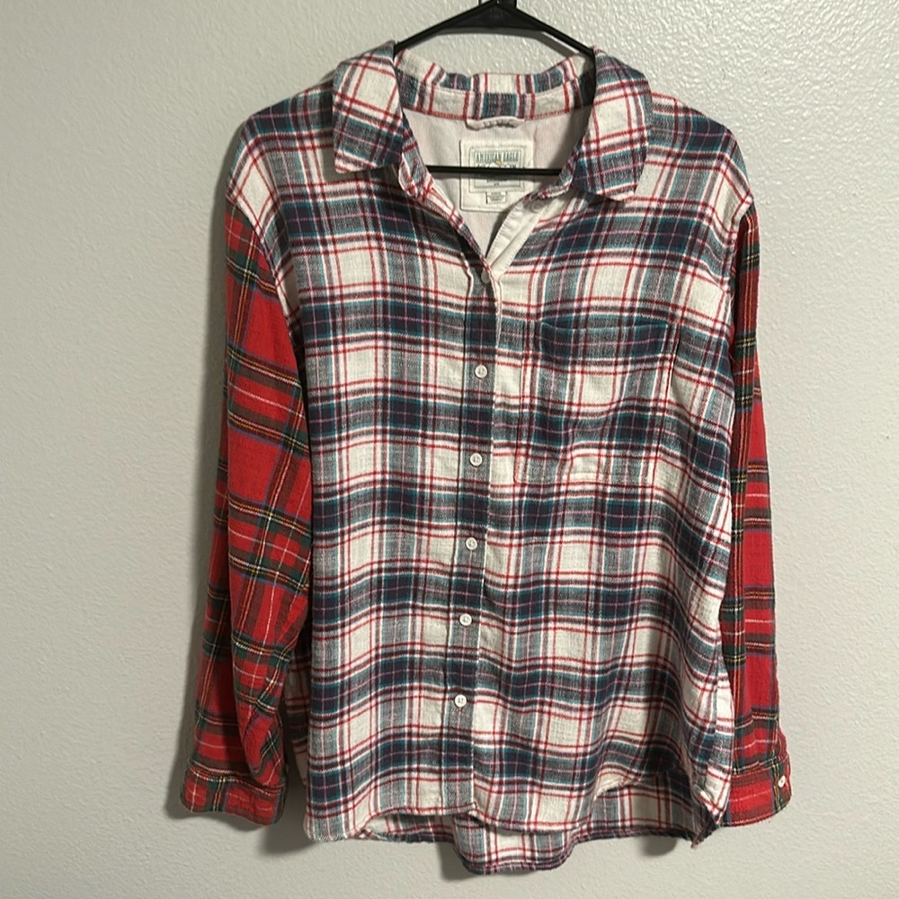 Women's American Eagle flannel size medium excellent use condition
